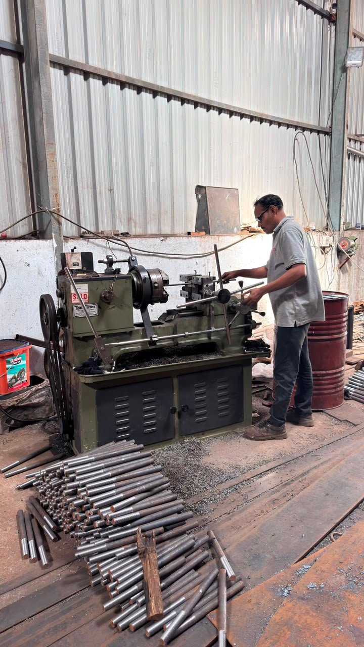 Threading Machine